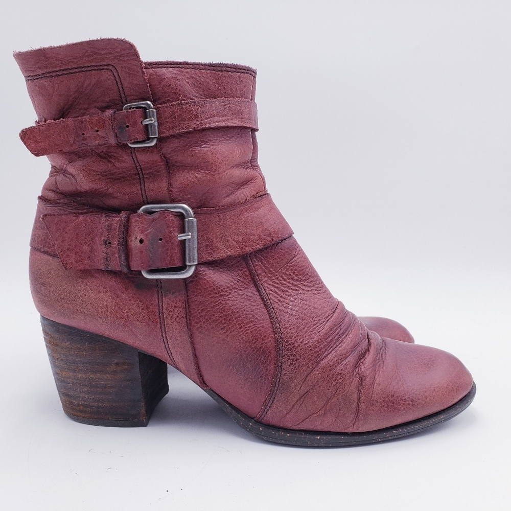 Naya Virtue‎ Distressed Leather Ankle Boots Buckle Anthropologie Size 9.5